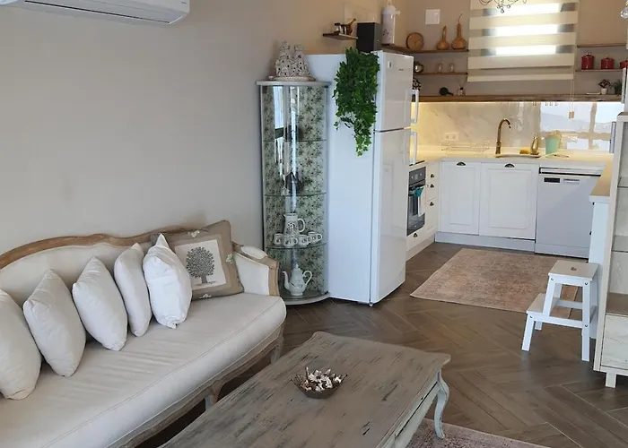 Duplex With Spectacular Sea View In Yalikavak *