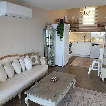 Duplex With Spectacular Sea View In Yalikavak *