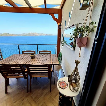 别墅 Duplex With Spectacular Sea View In Yalikavak *