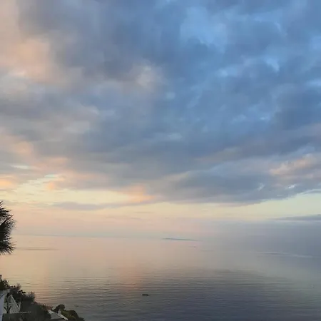 Duplex With Spectacular Sea View In Yalikavak *