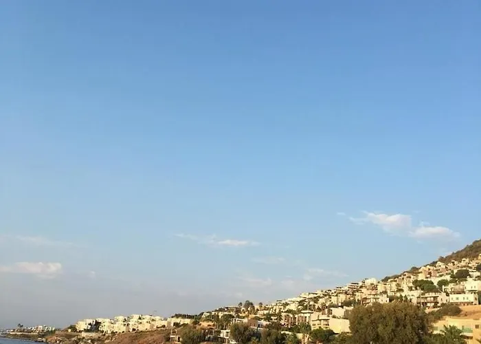 Duplex With Spectacular Sea View In Yalikavak וילה *