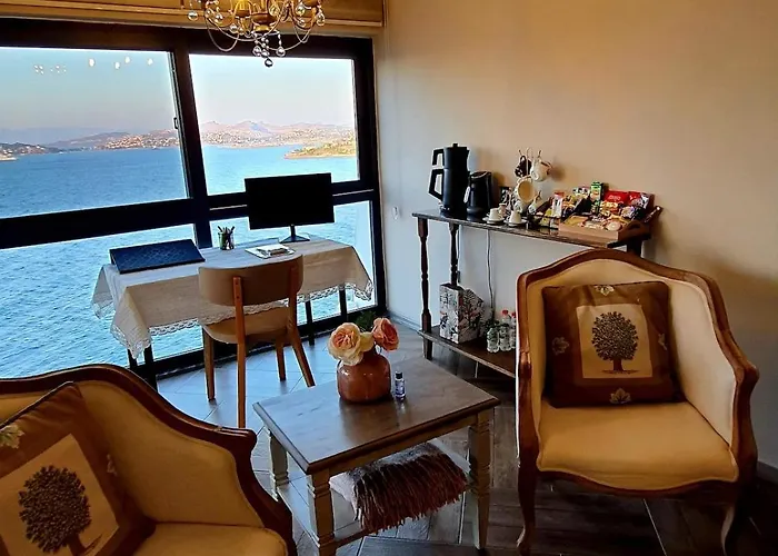Duplex With Spectacular Sea View In Yalikavak וילה