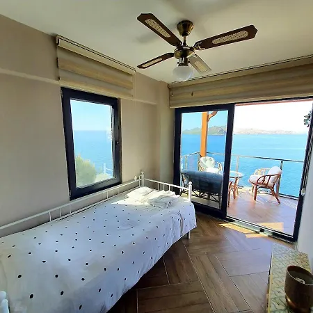 Duplex With Spectacular Sea View In Yalikavak Vilă
